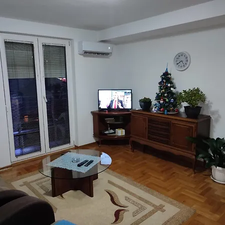 Ciki 아파트 Vrnjačka Banja