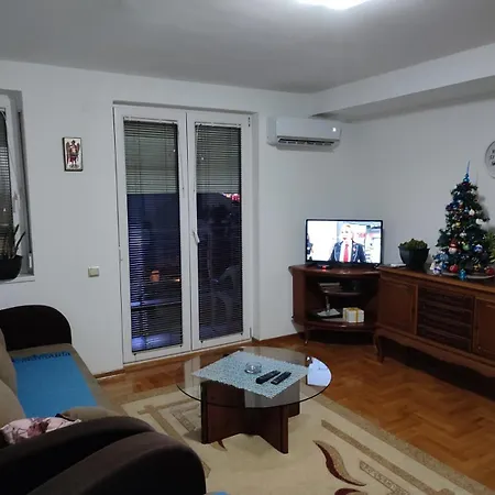 Ciki *