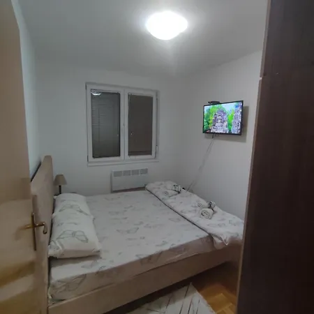 Ciki Apartment